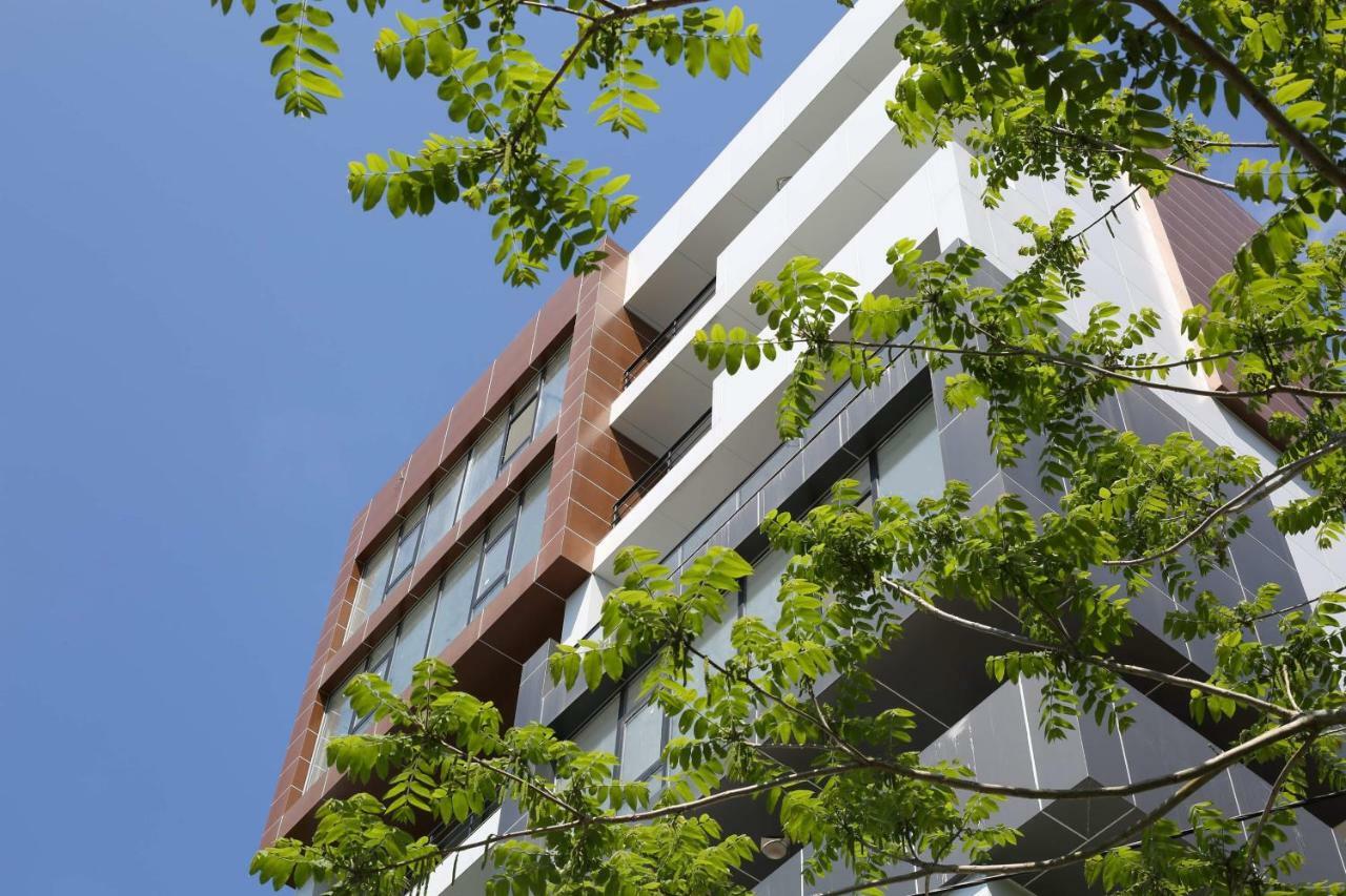 Otakhebi Hotell Sarpi Exteriör bild