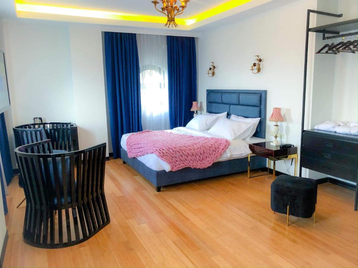 Otakhebi Hotell Sarpi Exteriör bild