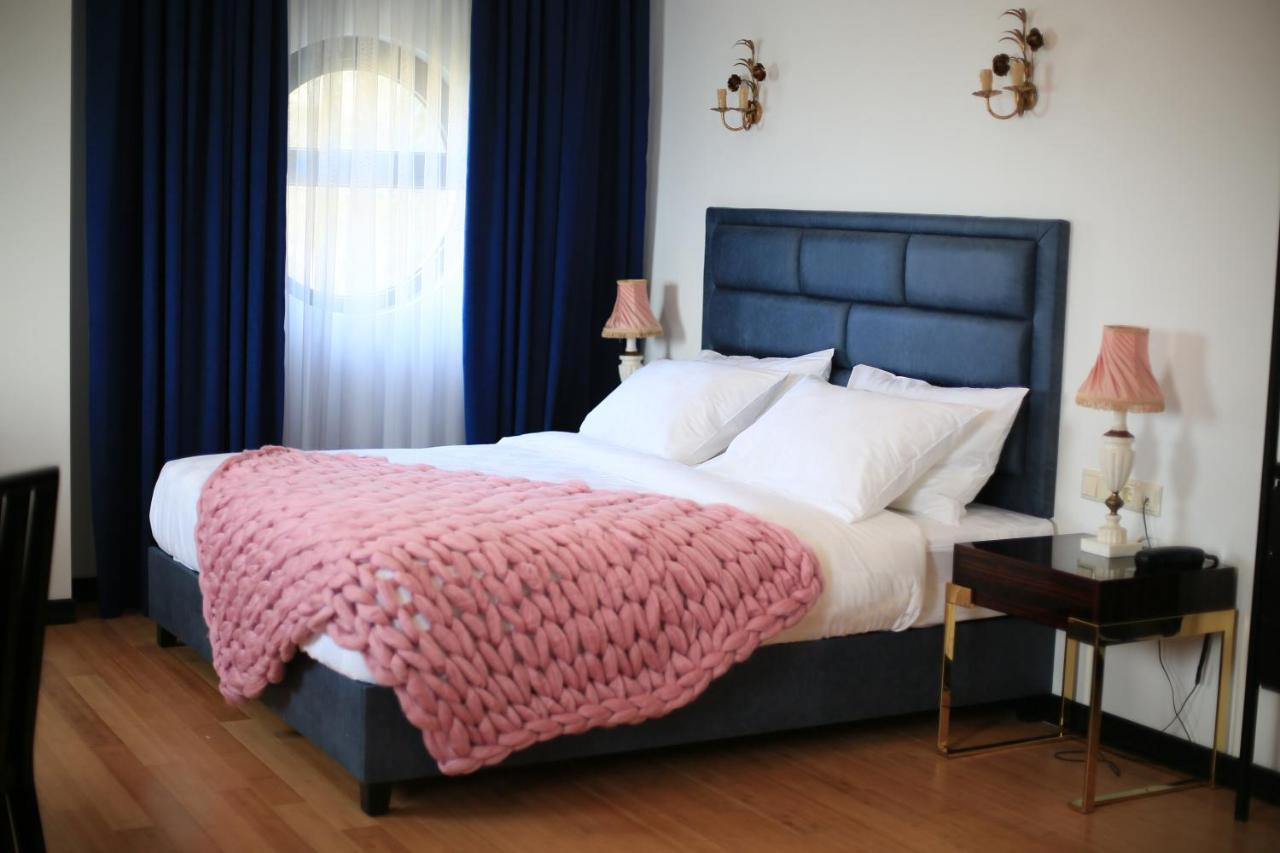 Otakhebi Hotell Sarpi Exteriör bild